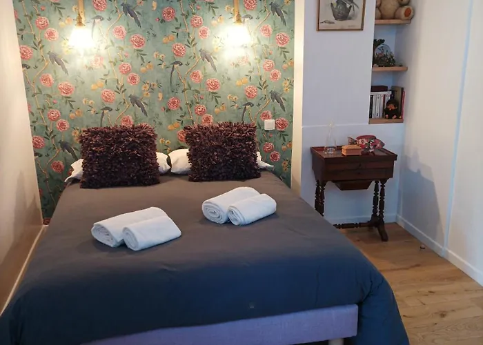 Le Clos Du Prieure Bed and Breakfast